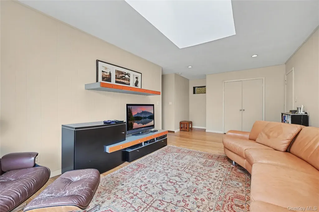 493 Mitchell Drive Valley Cottage NY 10989