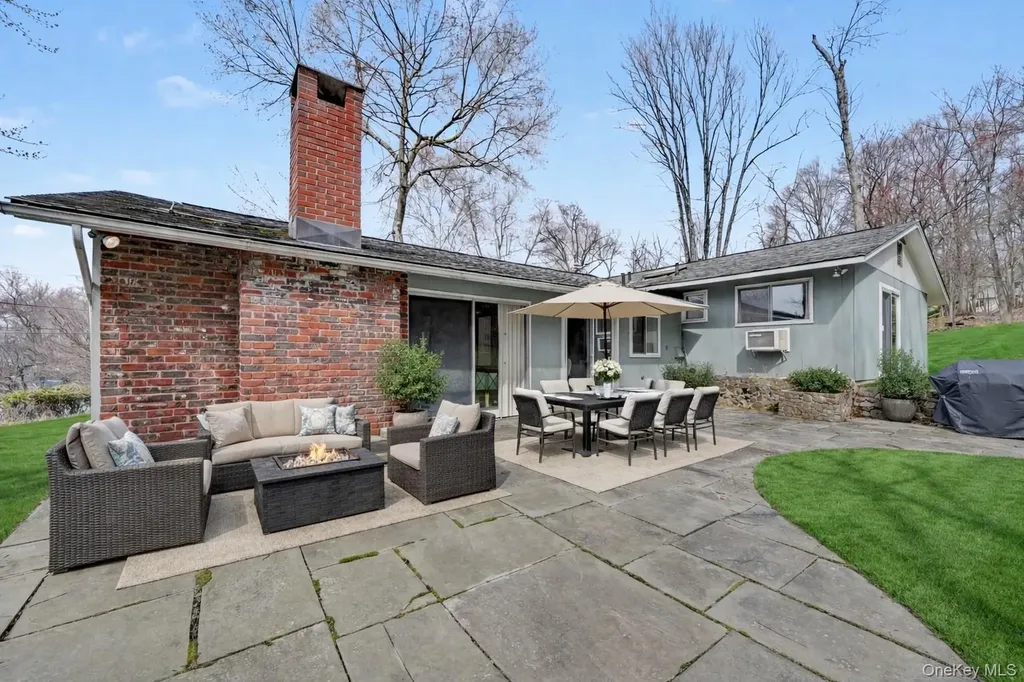 493 Mitchell Drive Valley Cottage NY 10989