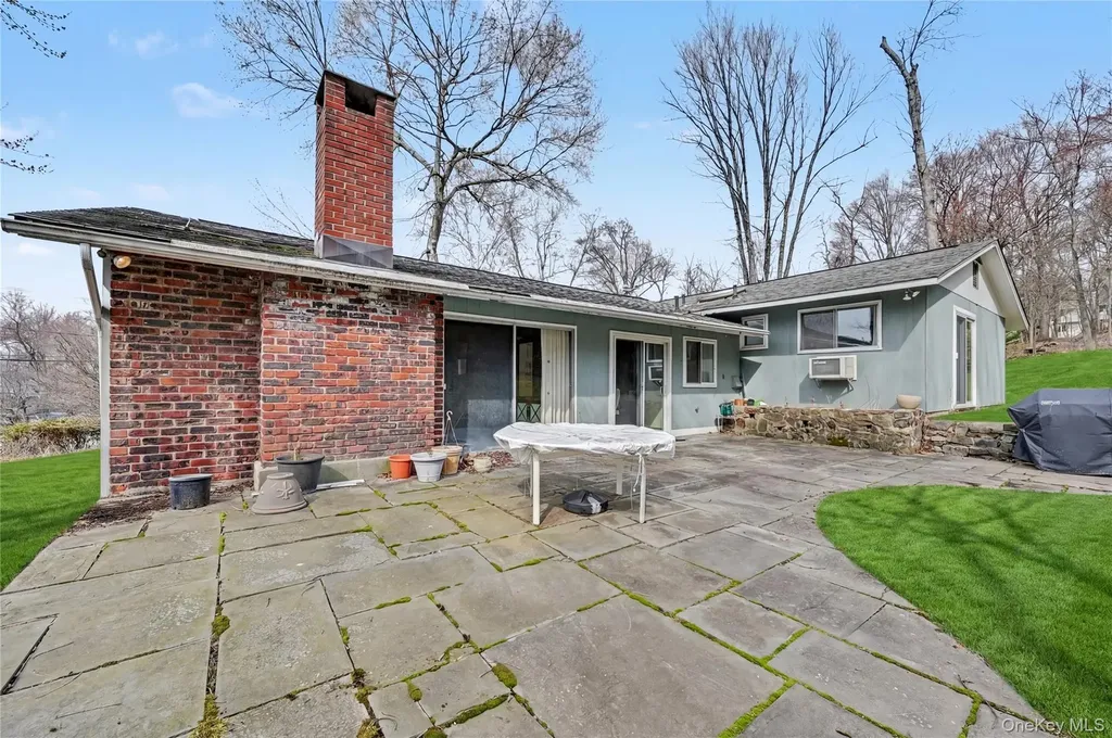 493 Mitchell Drive Valley Cottage NY 10989