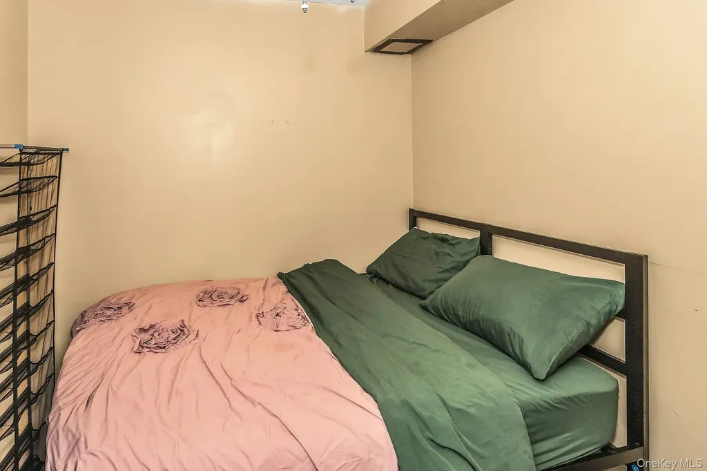 5409 108th Street Corona NY 11368
