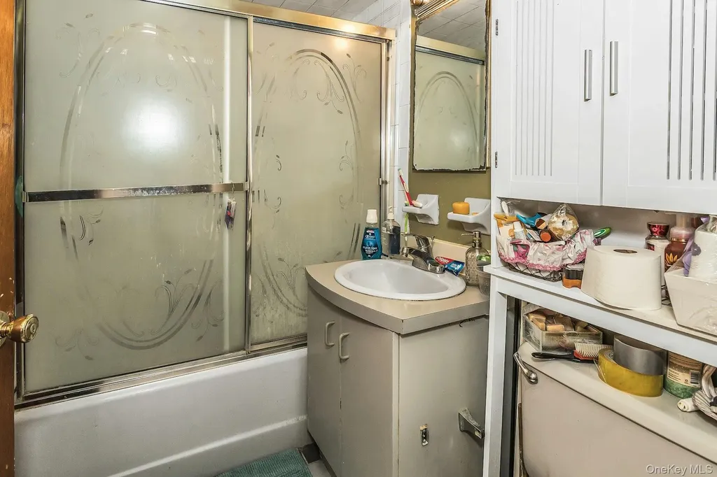 5409 108th Street Corona NY 11368