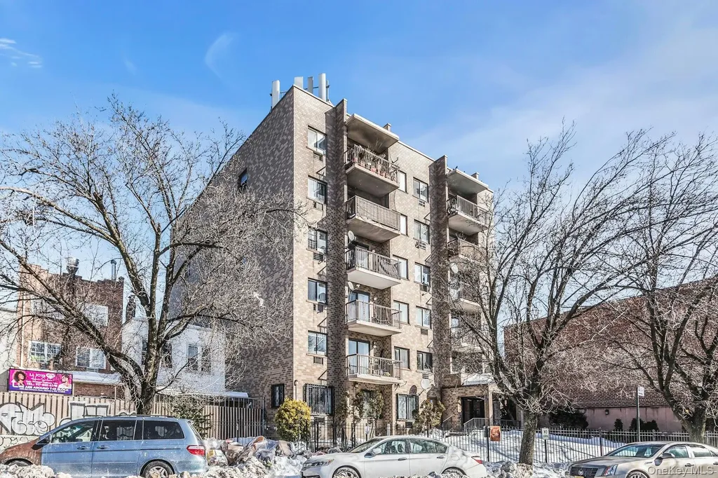5409 108th Street Corona NY 11368