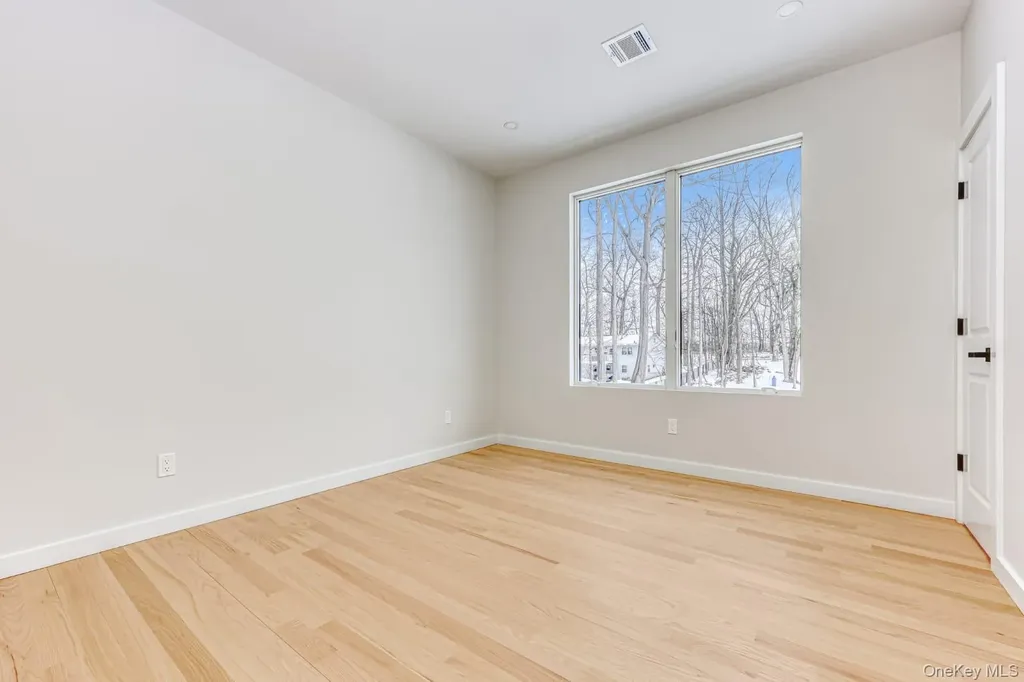 619 Union Road Spring Valley NY 10977