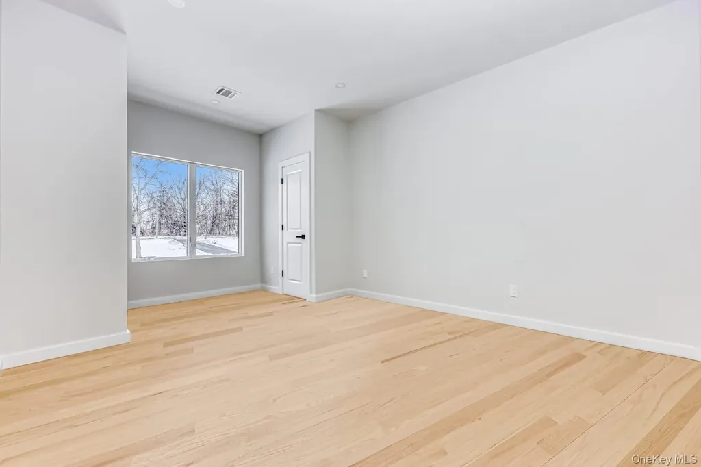 619 Union Road Spring Valley NY 10977