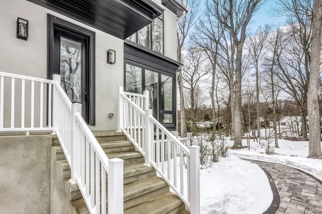 619 Union Road Spring Valley NY 10977