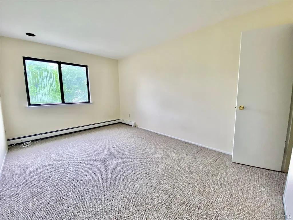 75 Greenway Close Rye Brook NY 10573