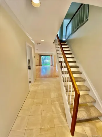 75 Greenway Close Rye Brook NY 10573