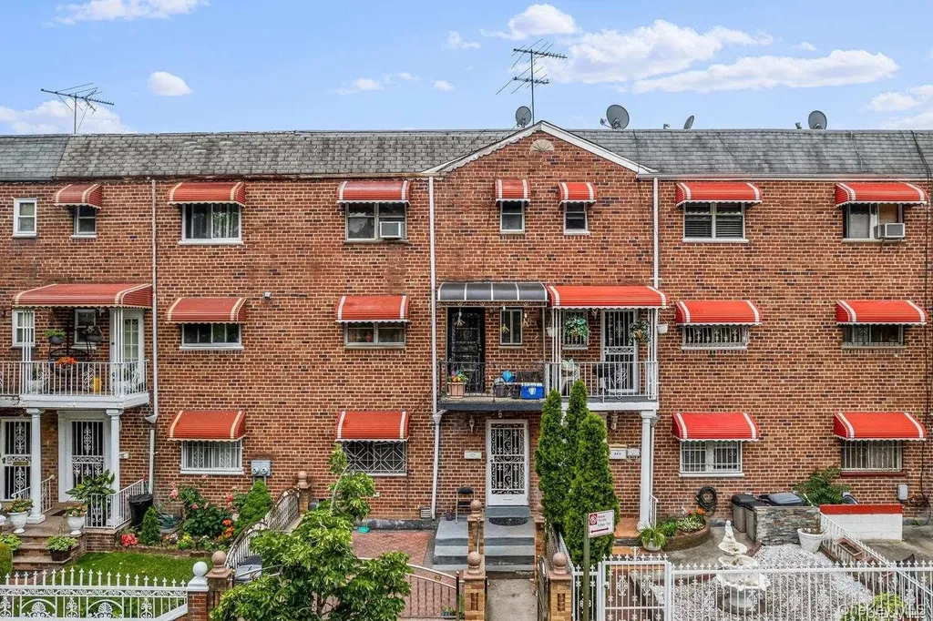 942 Jerome Street Brooklyn NY 11207