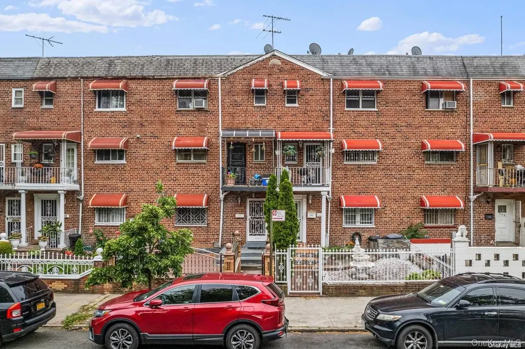 942 Jerome Street Brooklyn NY 11207