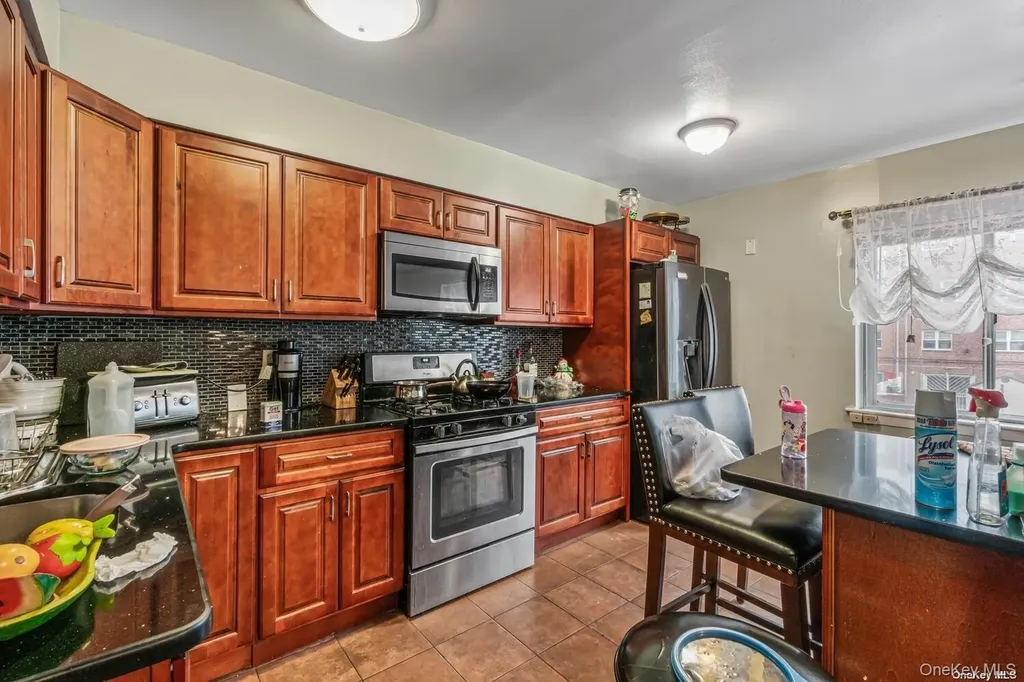 942 Jerome Street Brooklyn NY 11207