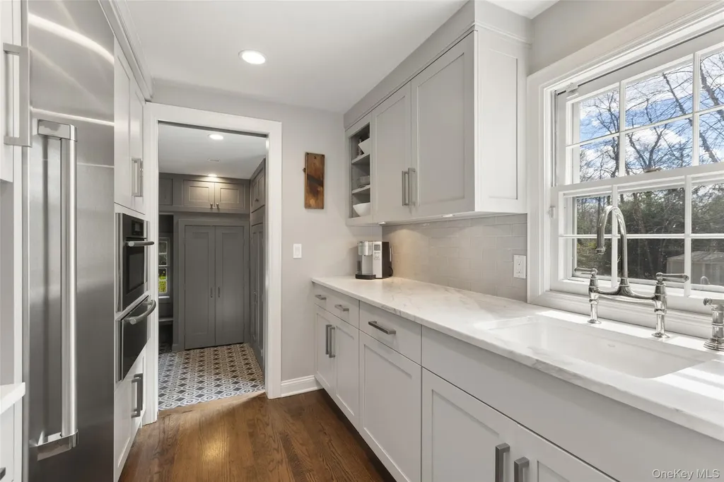 16 John Jay Place Rye NY 10580