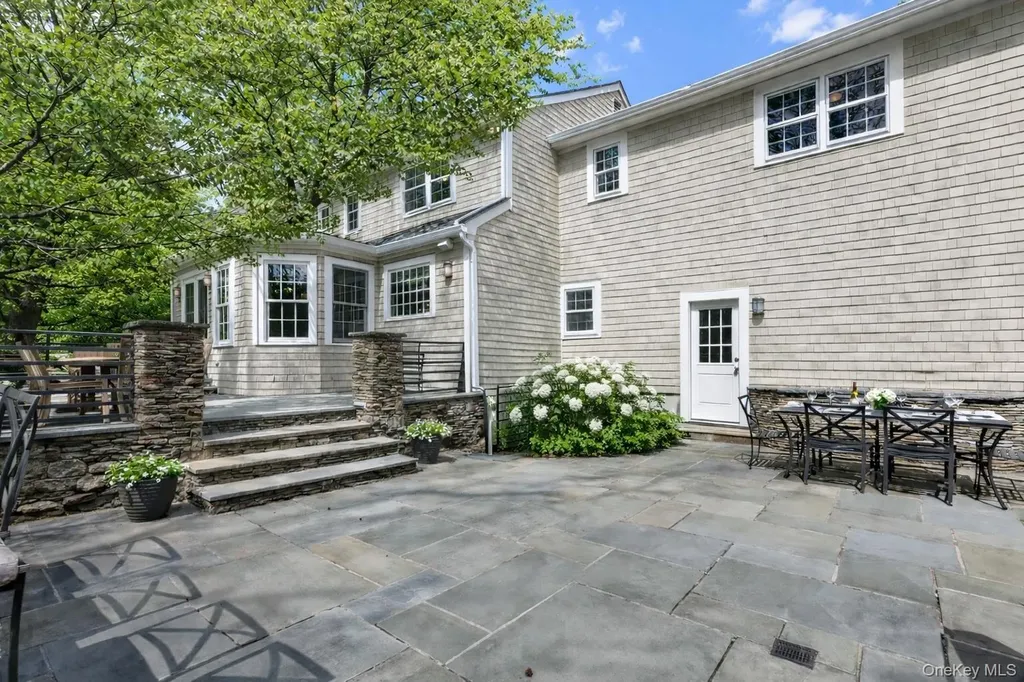 16 John Jay Place Rye NY 10580