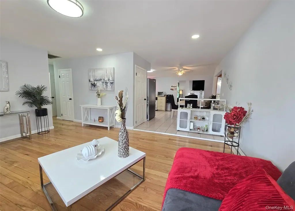 237 Donald Boulevard Holbrook NY 11741