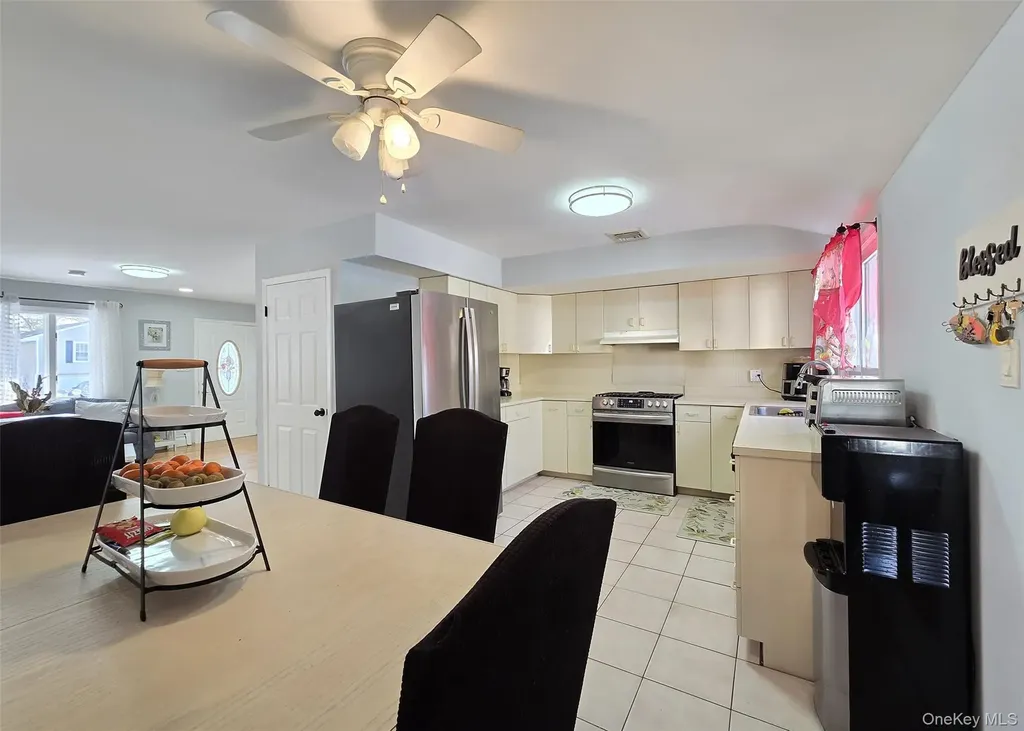237 Donald Boulevard Holbrook NY 11741