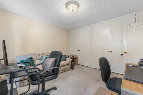 58 Lawrence Court White Plains NY 10603