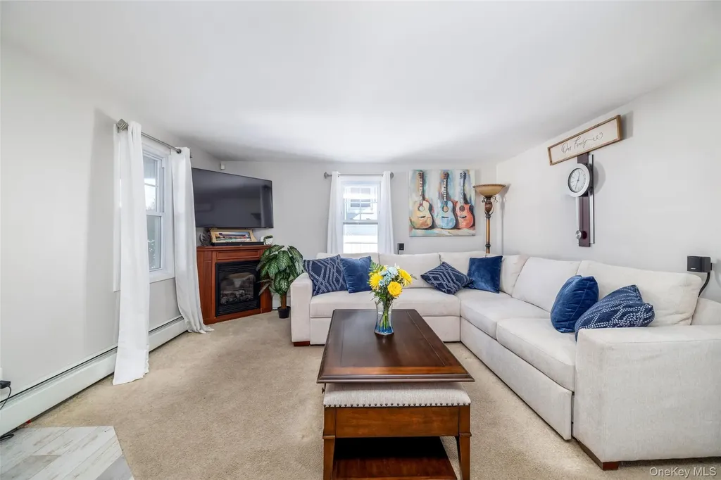 982 Adams Street Baldwin NY 11510