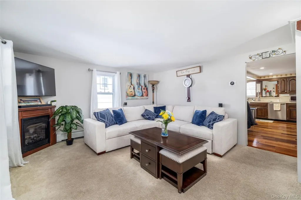 982 Adams Street Baldwin NY 11510