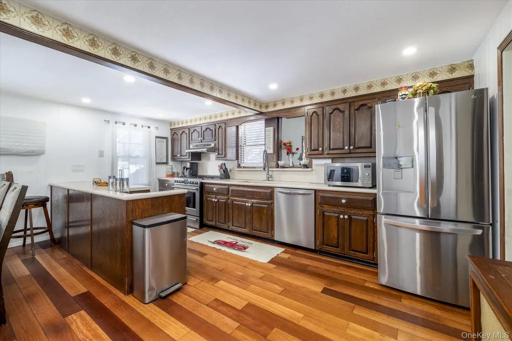 982 Adams Street Baldwin NY 11510