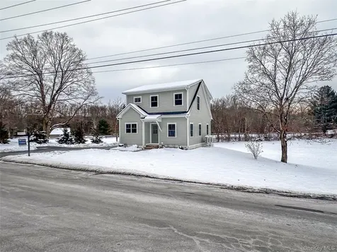 106 Wigsten Road Pleasant Valley NY 12569