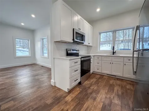 106 Wigsten Road Pleasant Valley NY 12569