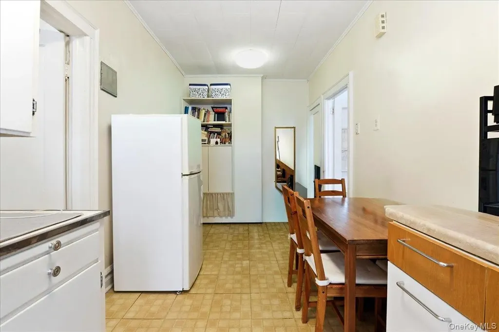 60-58 60th Road Maspeth NY 11378