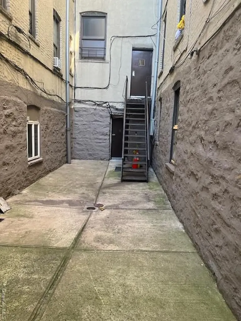 804 E 178th Street Bronx NY 10460
