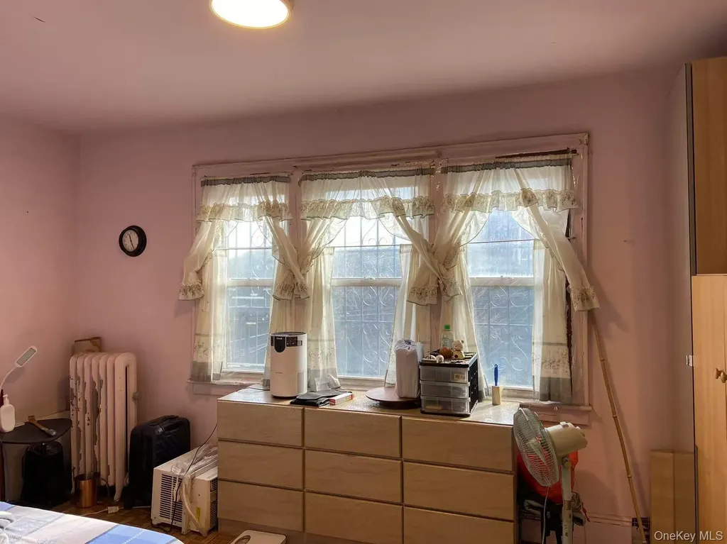 8621 59th Avenue Elmhurst NY 11373