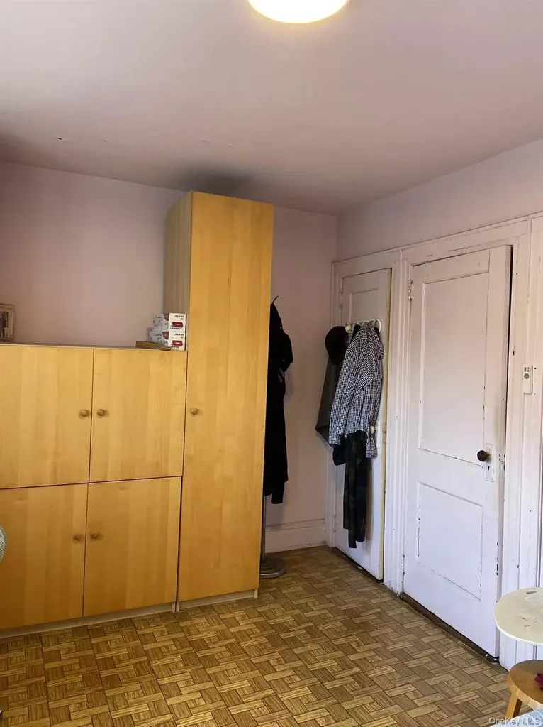 8621 59th Avenue Elmhurst NY 11373