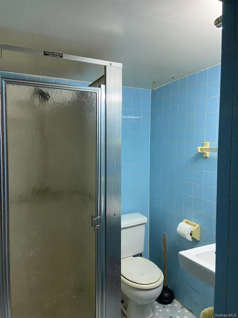 8621 59th Avenue Elmhurst NY 11373