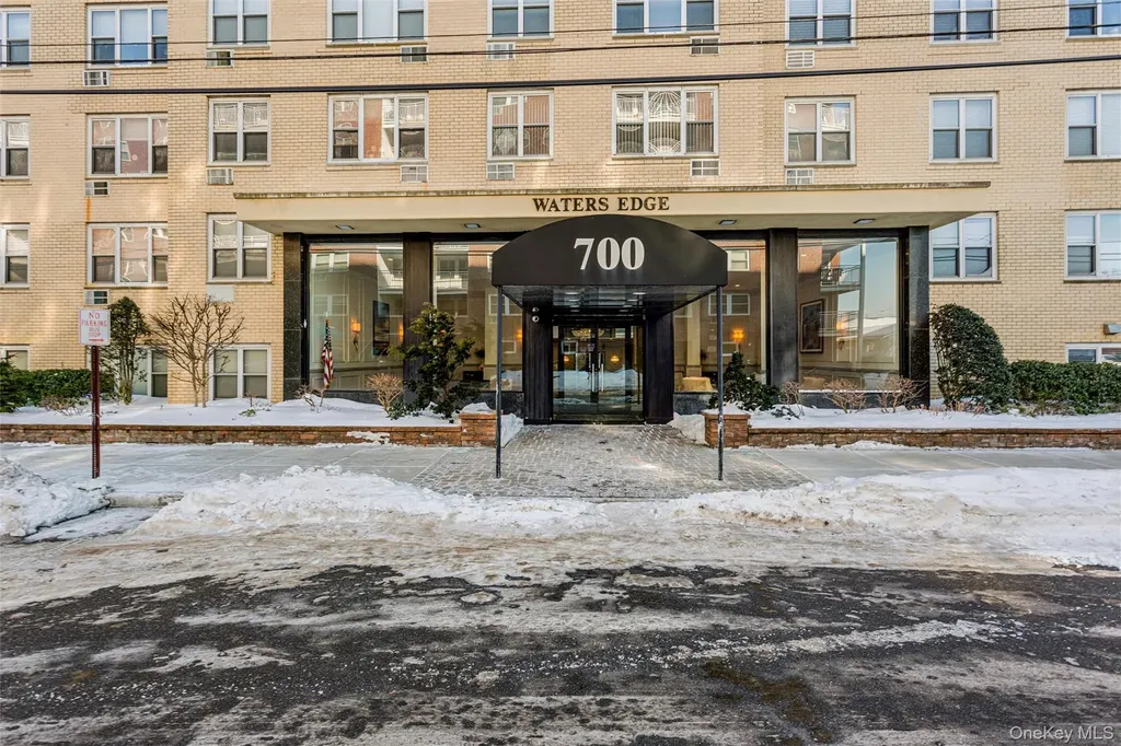 700 Shore Road Long Beach NY 11561