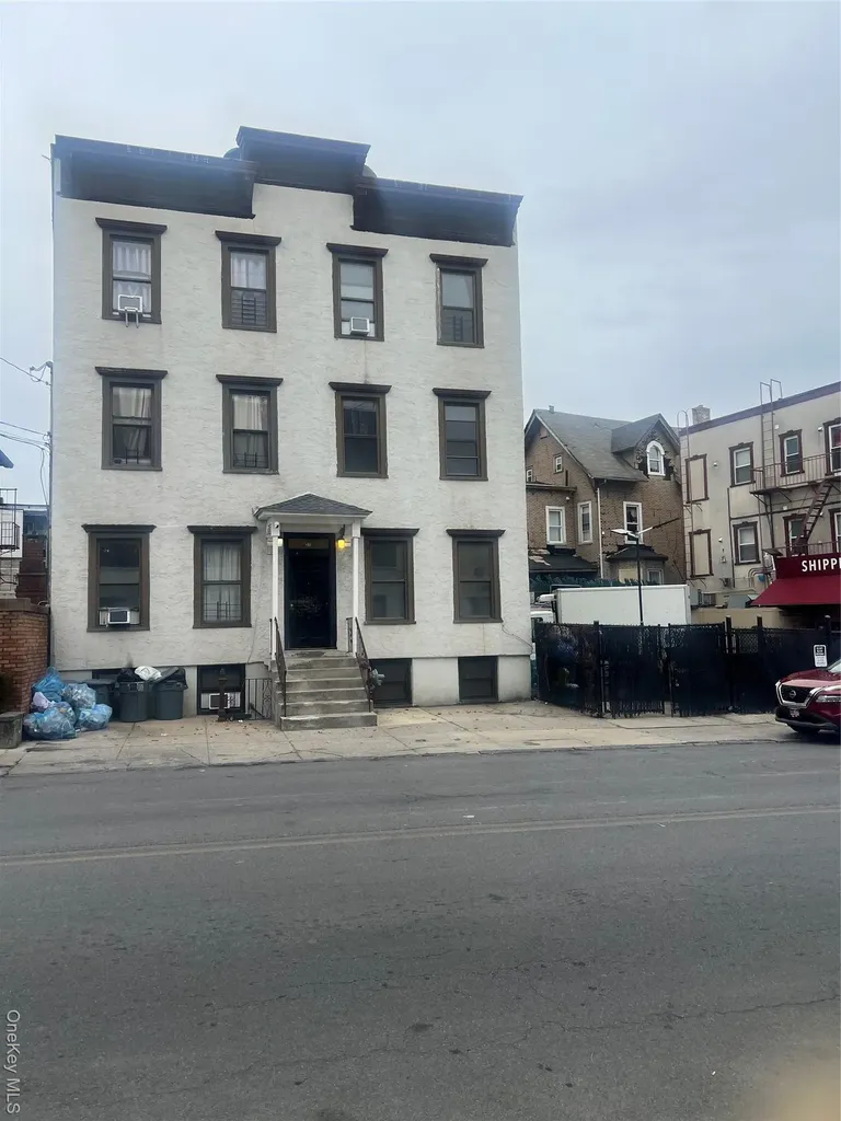 273 W Lincoln Avenue Mount Vernon NY 10550