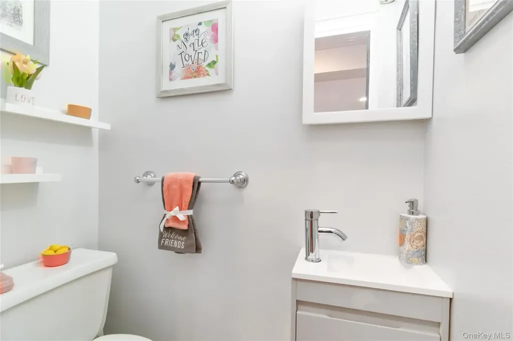 191-02 39th Avenue Flushing NY 11358