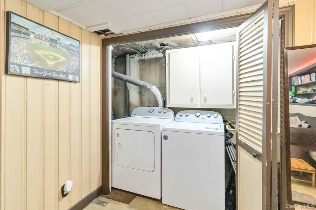 191-02 39th Avenue Flushing NY 11358