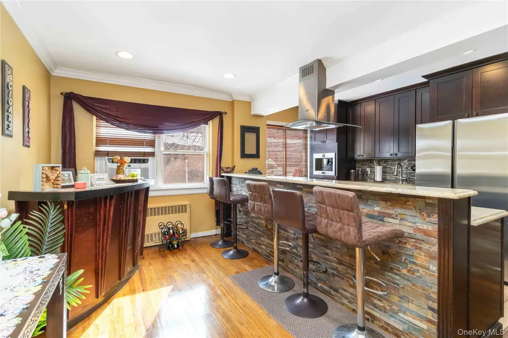 191-02 39th Avenue Flushing NY 11358