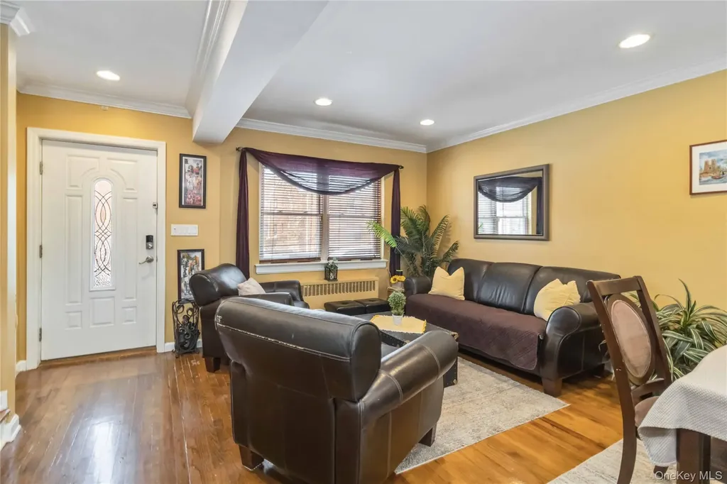 191-02 39th Avenue Flushing NY 11358