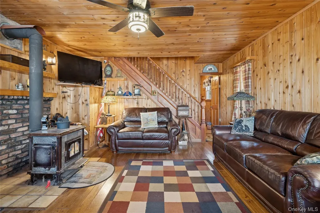 37 Nober Strunk Road Narrowsburg NY 12764