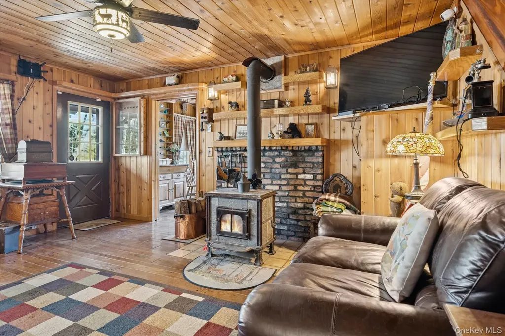 37 Nober Strunk Road Narrowsburg NY 12764