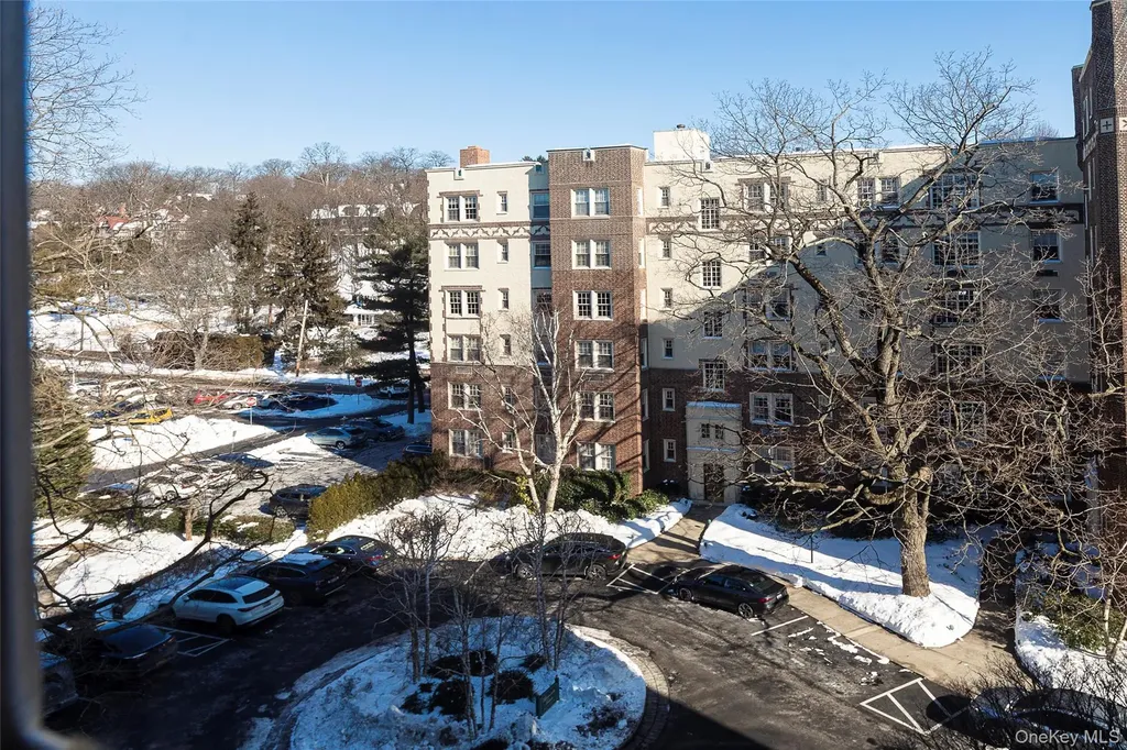 3 Tanglewylde Avenue Bronxville NY 10708