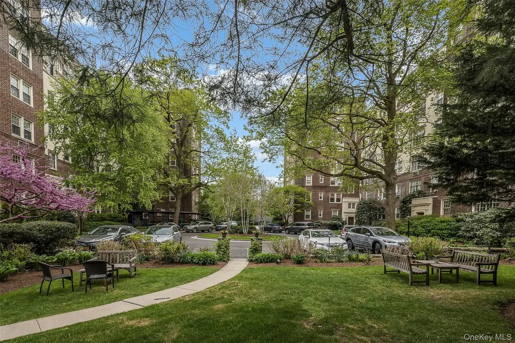 3 Tanglewylde Avenue Bronxville NY 10708