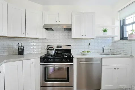 1273 North Avenue New Rochelle NY 10804