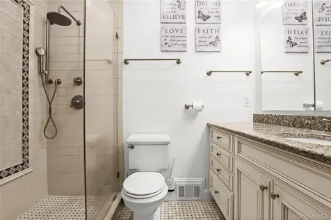 103 Twin Brook Court Carmel NY 10512