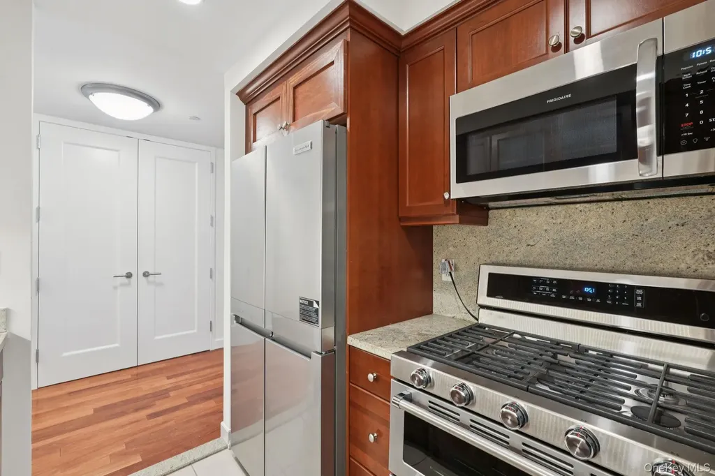 10 City Place White Plains NY 10601