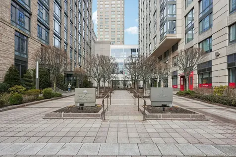 10 City Place White Plains NY 10601