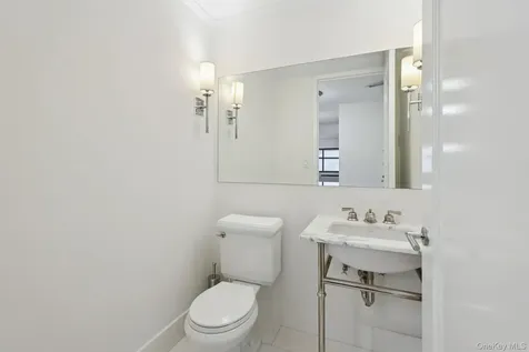 10 City Place White Plains NY 10601
