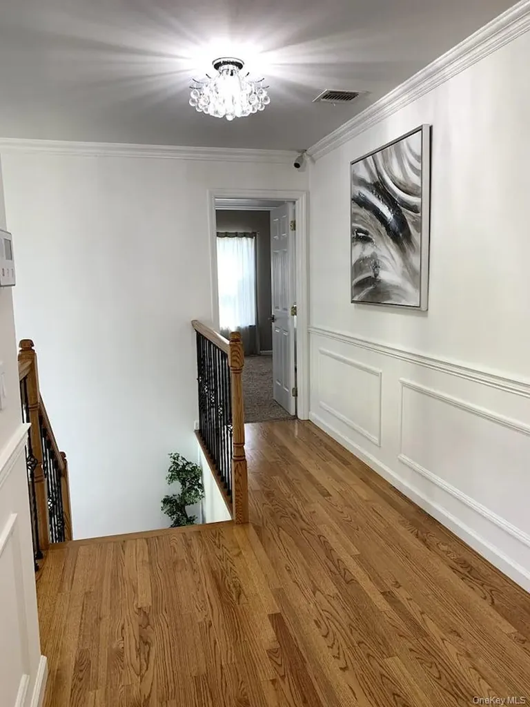 1 Brittany Court Ridge NY 11961