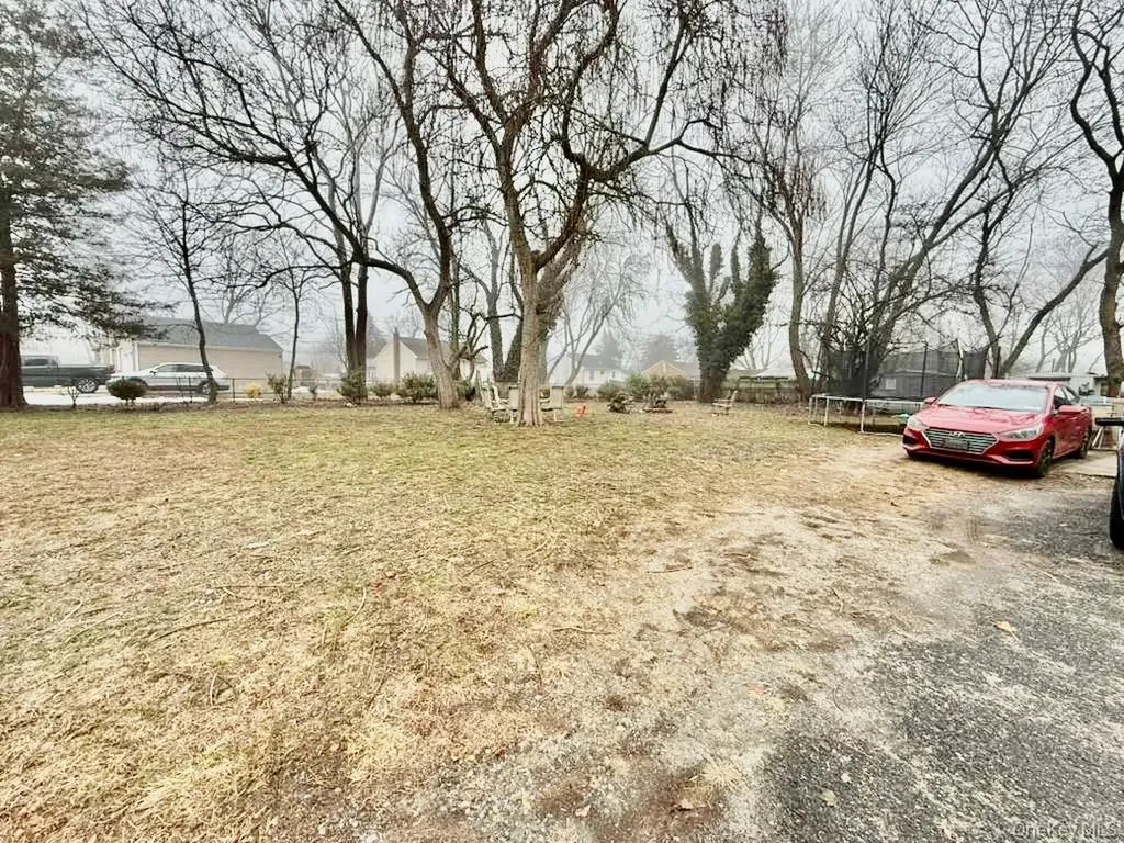 71 Macarthur Avenue Brentwood NY 11717