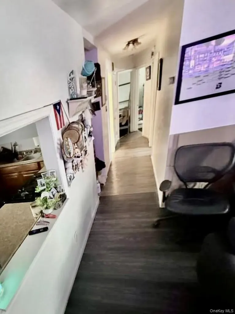 71 Macarthur Avenue Brentwood NY 11717
