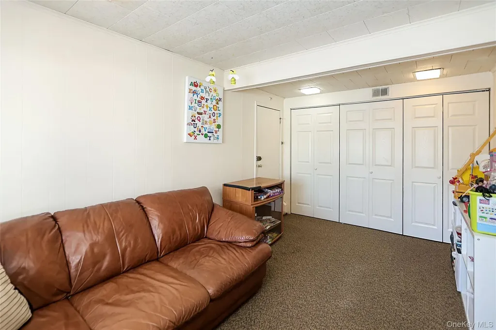 3526 Daniel Crescent Baldwin Harbor NY 11510