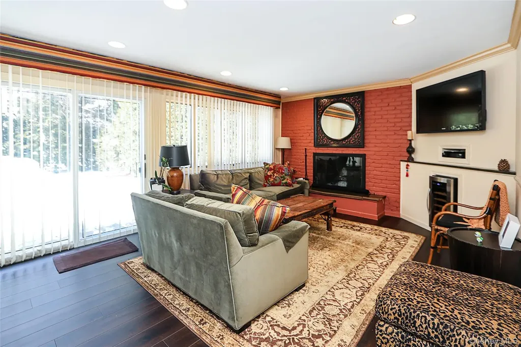 3526 Daniel Crescent Baldwin Harbor NY 11510
