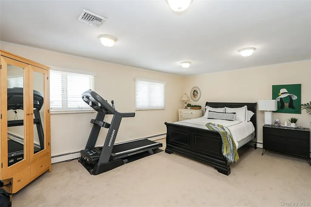 3526 Daniel Crescent Baldwin Harbor NY 11510